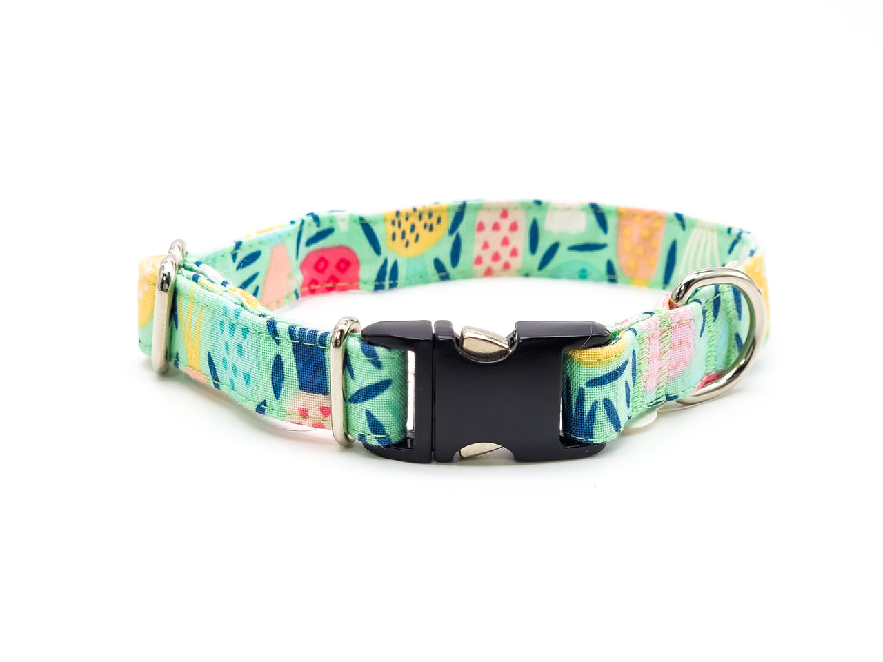 Tropical Pineapples | Flat Side Release Collar | Small 9"-13" in 5/8" wide