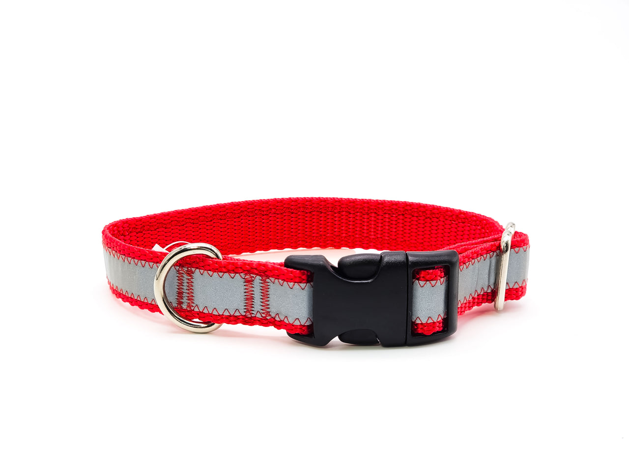 Reflective Red | Flat Side Release Collar | Small 9"-13" in 3/4" wide