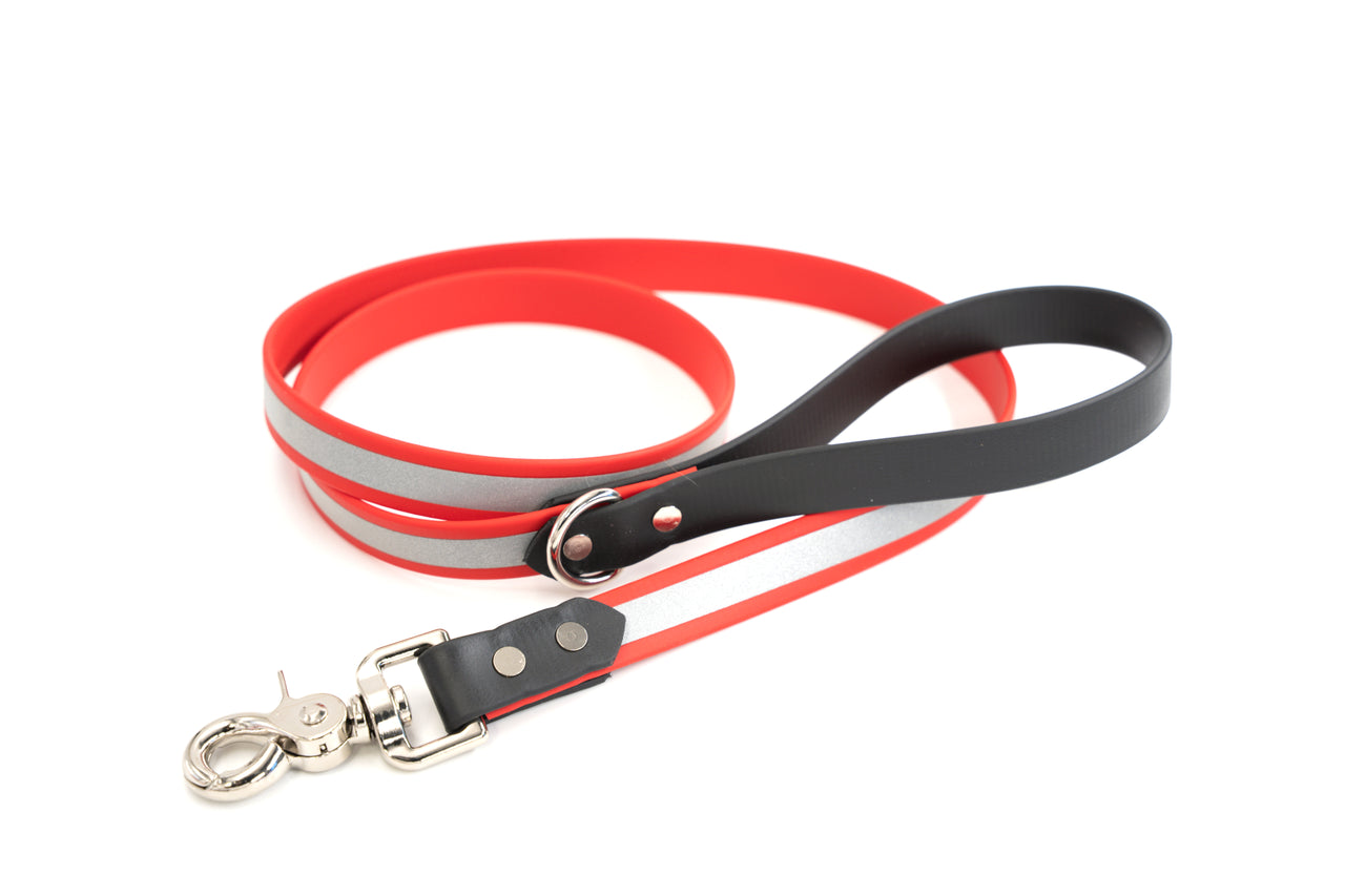 Waterproof Biothane - REFLECTIVE Leash | 4 colors | 2 widths