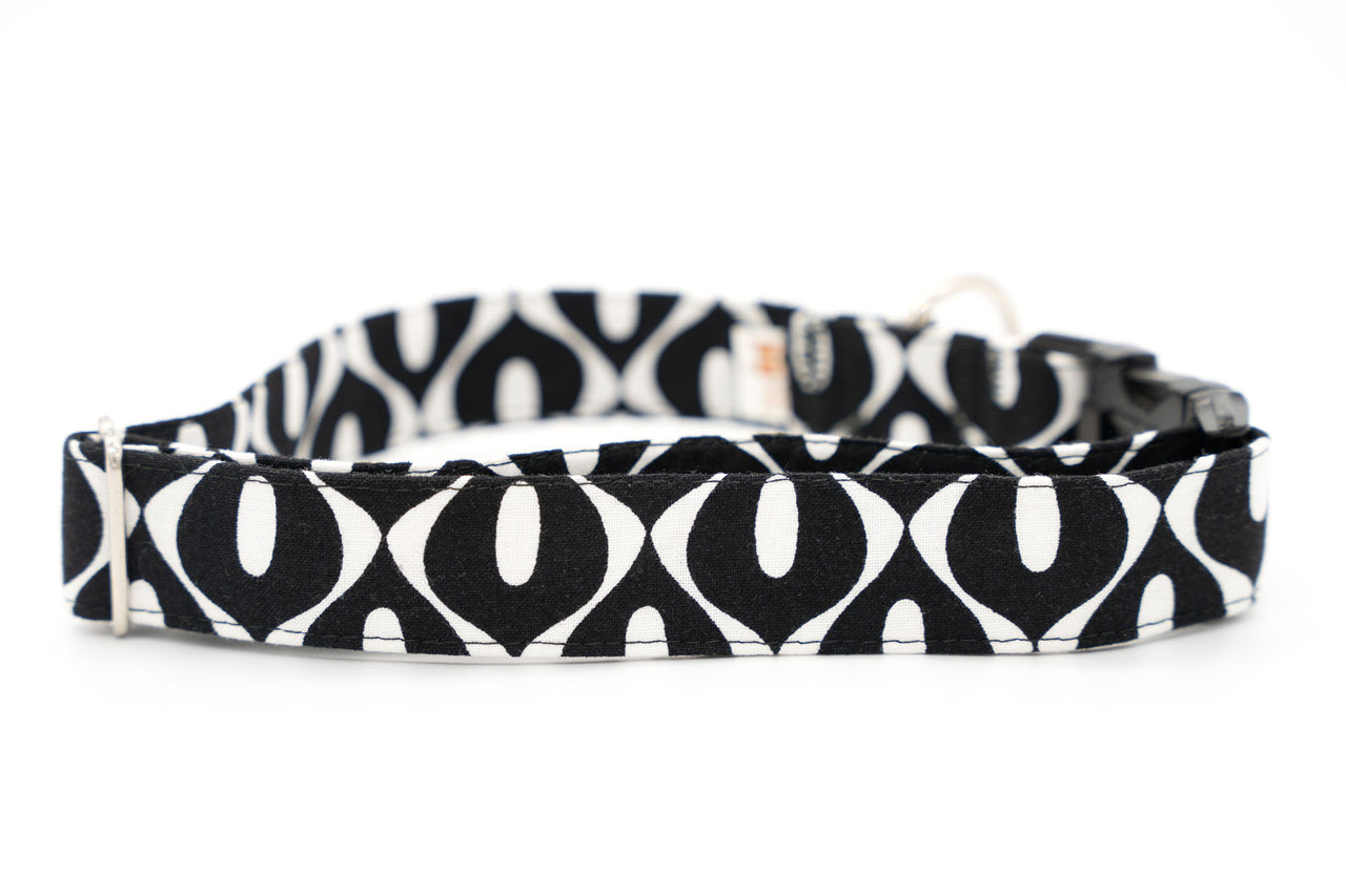 Retro Monochrome adjustable dog collar, 1" Large