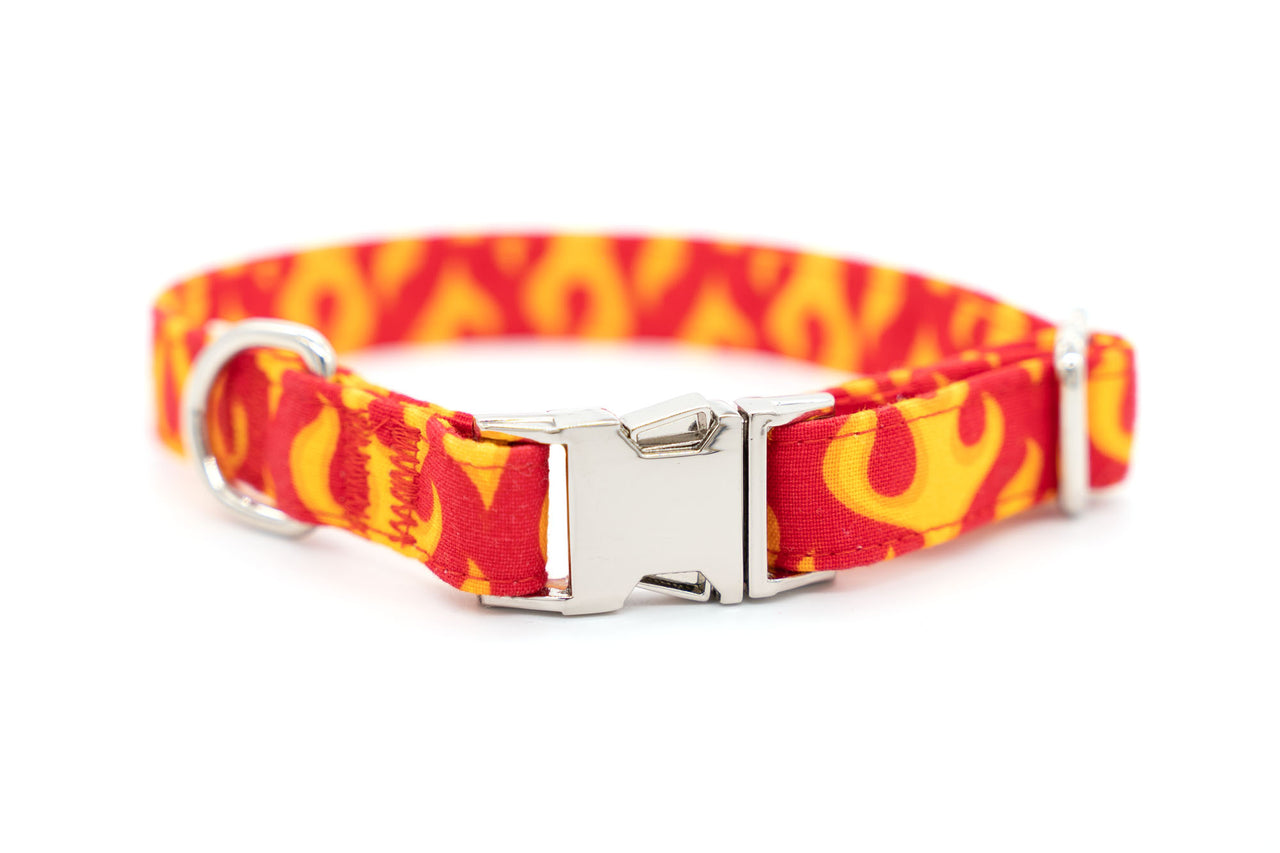 Flames adjustable dog collar, small, 5/8" wide