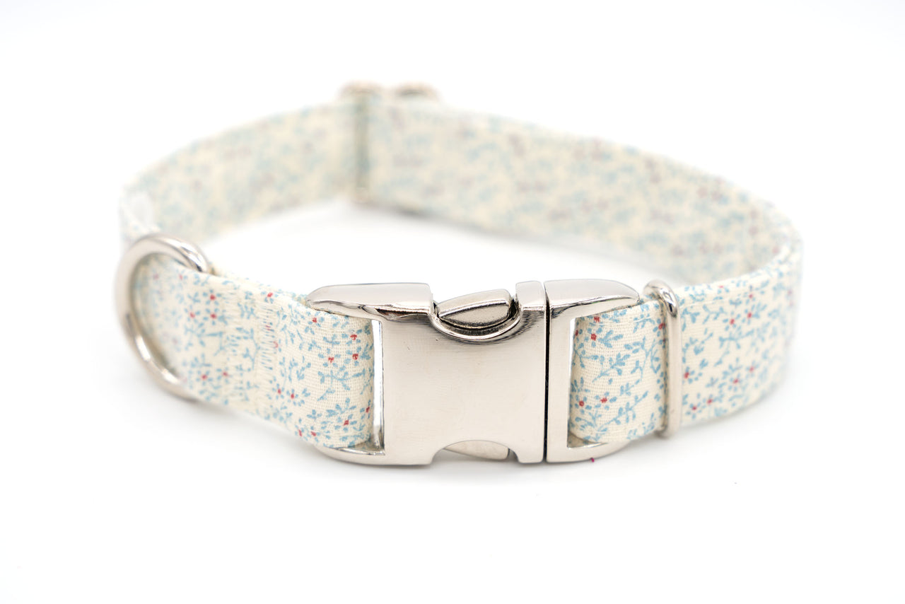 Blue Calico adjustable dog collar, medium 3/4"