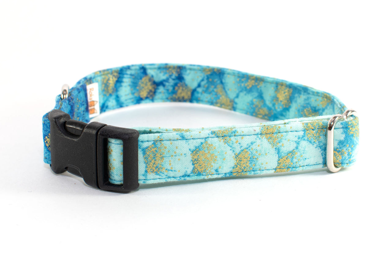 Blue Metallic Gradient adjustable dog collar, medium - Fox Valley Dog Collars